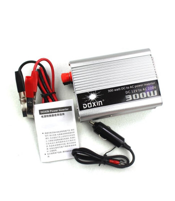 Automašīnas sprieguma pārveidotājs 12V/220V 300W + USB