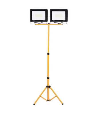 Stiprs prožektors ar statīvu 2 x 100W IP66