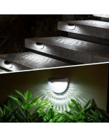 Sienas 6 LED saules gaismekļi ar saules uzlādi, 2 gabali