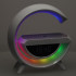 LED RGB gaminga lampa ar skaļruni, indukcijas lādētāju, radio, modinātāju un pulksteni, 22,5 cm x 24 cm x 8 cm