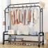 Daudzfunkcionāls brīvstāvošs pakaramais ar dubultu vietu apģērbam un apakšējo plauktu apaviem