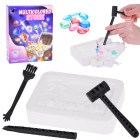 Mazais arheologs izrakumu dimantu un dārgakmeņu raktuve ZA5594