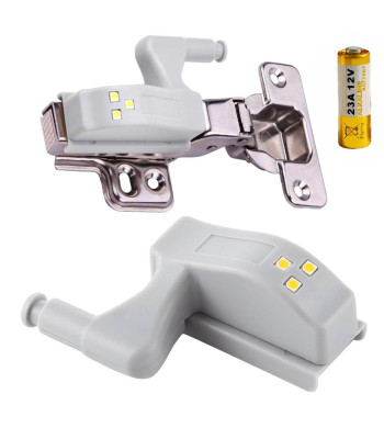 Skapja eņģei paredzēta lampa ar 3 LED diodēm un A23 bateriju, 6,7cm x 2 cm