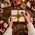 Dekoratīvas Ziemassvētku uzlīmes ar dažādiem motīviem Merry Christmas, 500 gab., Ø 4 cm