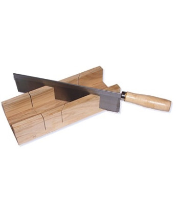 Rokas zāģis ar leņķzāģēšanas kasti WOOD 300/250MM